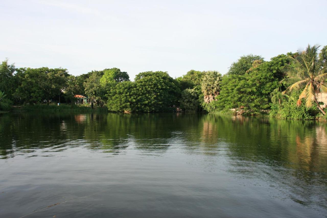 Samathi Lake Resort Phnom Pen Exterior foto